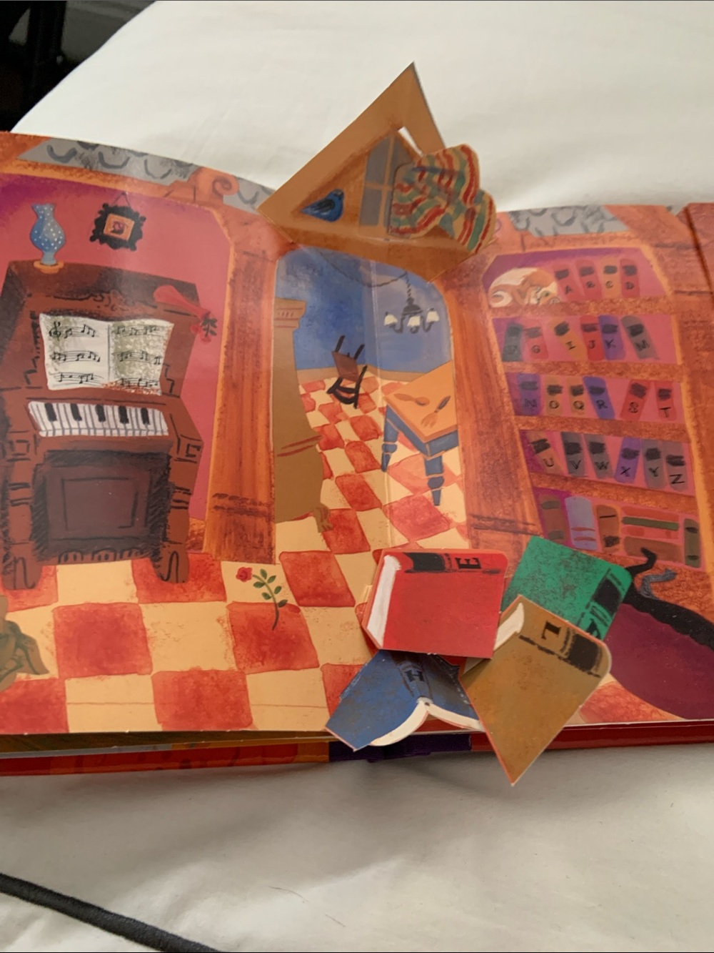 Retro Little Red Riding Hood Pop-Up Book - Red - Picture 4 of 9